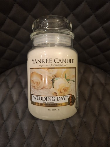 Yankee candle wedding - ",