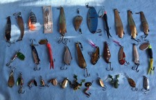 PIKE LURES PERCH LURES DOUBLE SIDED LURE BOX ABU, MEPPS MIXTURE OF NEW AND USED