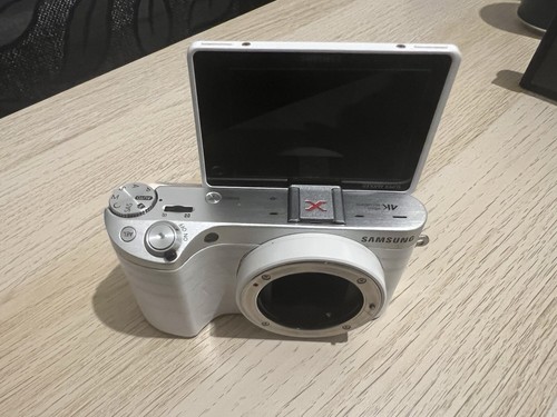 Super rare samsung nx500 28mp - rare,