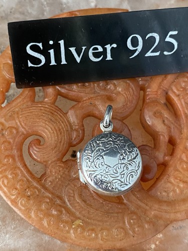 Solid silver dainty round - solid,