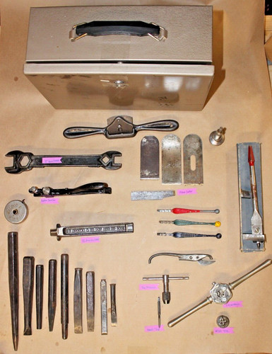 Antique woodworker piece - woodworker, 30-piece