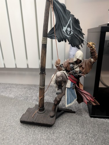 Assassin creed iv black - assassin's,