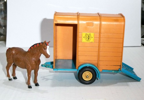 Vintage britain farm model - britain's,