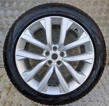 21"LAND ROVER DISCOVERY 5 GENUINE SILVER ALLOY WHEEL 275 45 21 PIRELLI Tyre