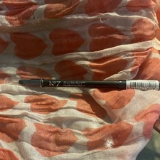  No7 Stay Perfect Metallic