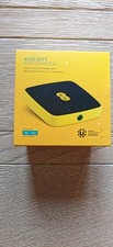 4G EE  WIFI modem, carry case