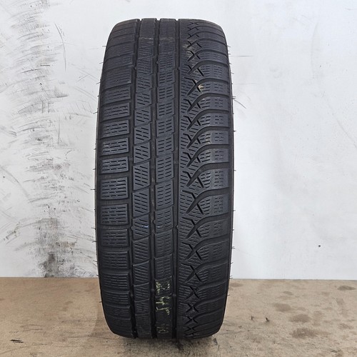 Tyre pirelli pzero 245 40 - pirelli,