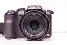 Panasonic Lumix FZ 200 with