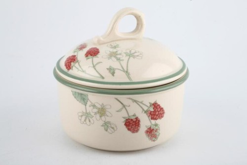 Wedgwood raspberry cane - -,