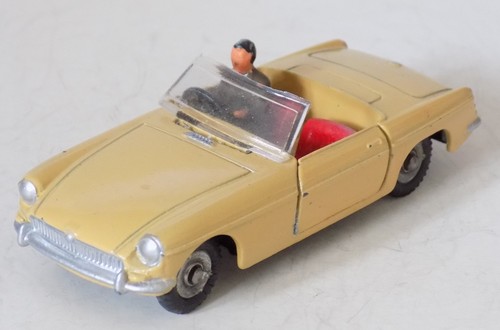 Dinky toys 113 - m.g.b, sports