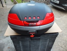 Givi V46 top box in excellent condition has not been used much comes with 2 keys