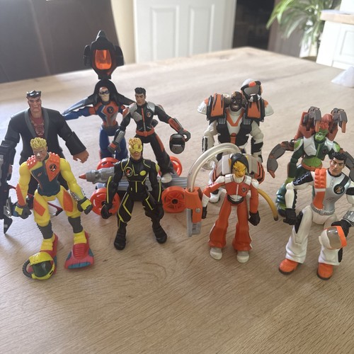 Action man atom figures - action,