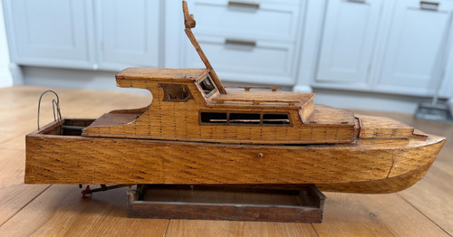 Vintage model cabin cruiser - vintage, rc