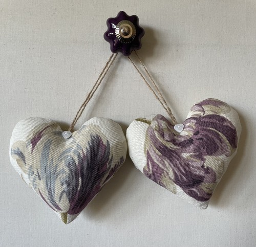Pair heart door hangers - door,