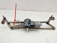 6R1955023A front windscreen