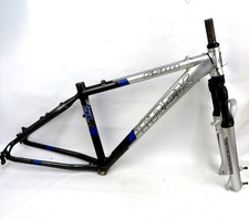 TREK 6500 MOUNTAIN BIKE