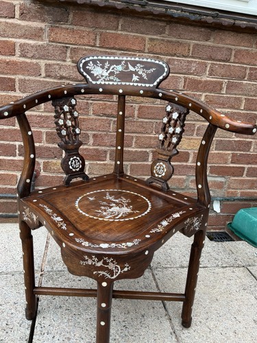 Chinese rosewood corner - rosewood,