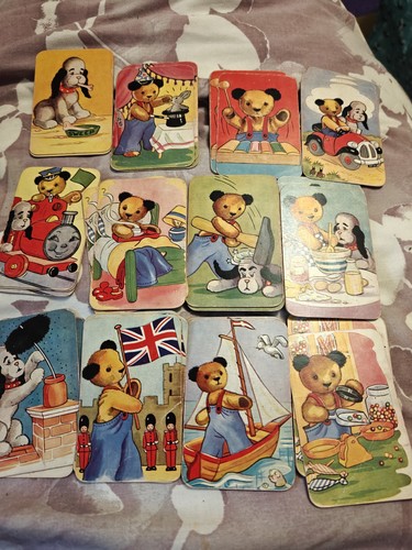 Sooty and sweep - sweep, playing