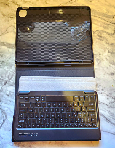 Black keyboard folio case - keyboard,