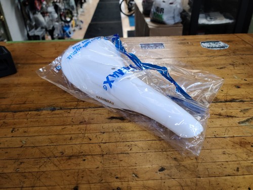 Kashimax white aero amx old - kashimax,