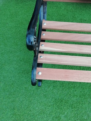Hardwood bench slat fixing - hardwood,