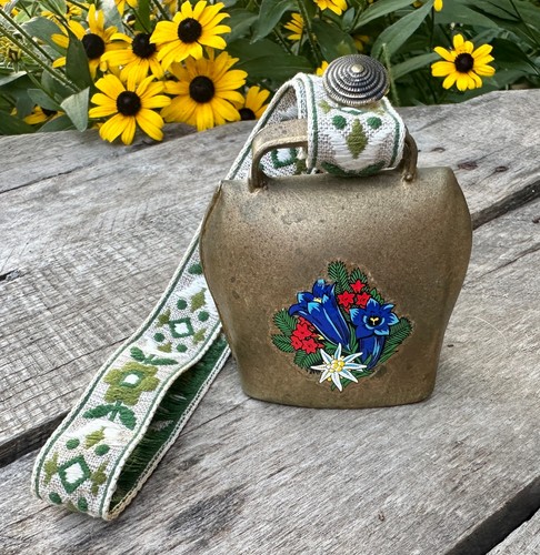 Vintage alpine cowbell - vintage,