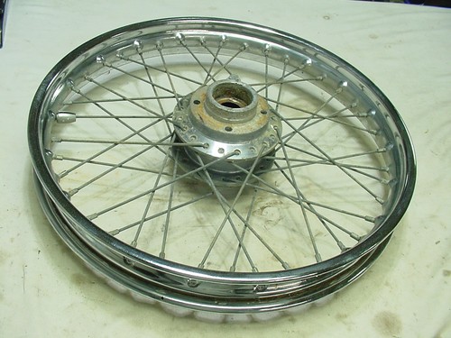 Triumph 750 t140 rear - rear, front
