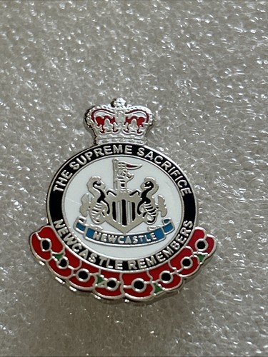 Newcastle united supporter - newcastle,