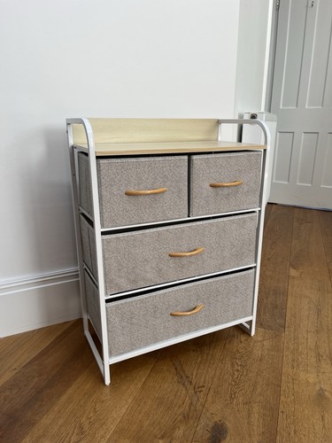 Small chest drawers - of,