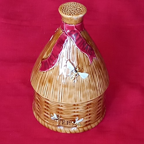 Large sized retro beehive - large,
