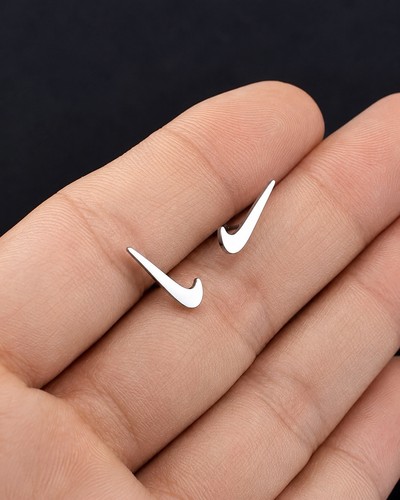 Nike stud swoosh - swoosh, for