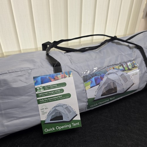 Person instant pop tent - up,