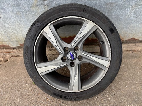Volvo v40 design ixion - v40,