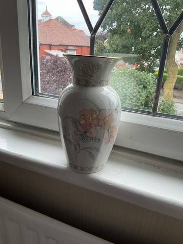 Royal winton porcelain - royal,