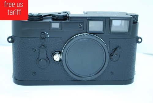 Beautifull leica repaint - m3,