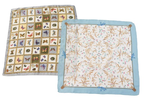 Set vintage silk - of, scarves