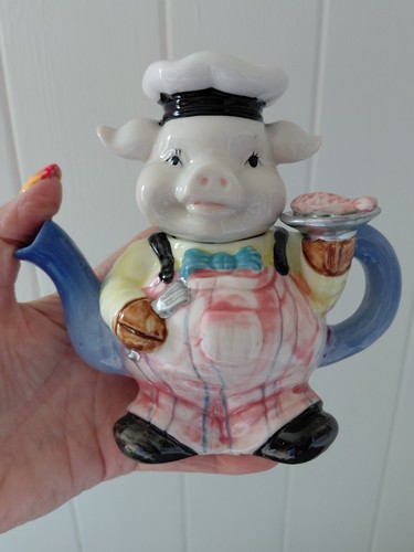 Vintage ceramic pig chef - ceramic,