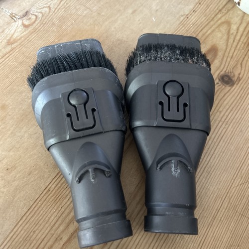 Dyson quick release brush - release,