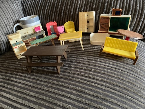 Large mixed bundle plastic - large, of