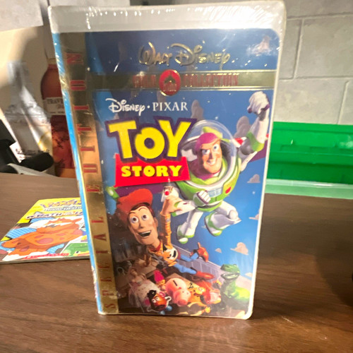 Disney pixar toy - toy, vhs
