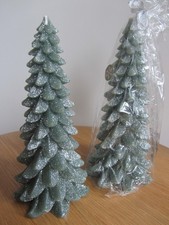 PAIR OF LAURA ASHLEY CHRISTMAS