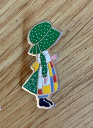 Holly hobbie vintage enamel - holly,