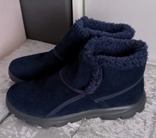 Skechers On The Go Chugga Boot Navy Size 5