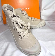 Women's 9.5 ~Rocket Dog Piper