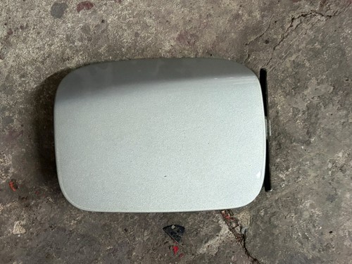 Nissan micra 2003 petrol cap - nissan,
