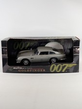 AUTOart 1/18 Aston Martin DB-5