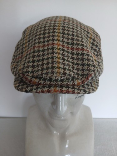 Hoggs fife wool - of,