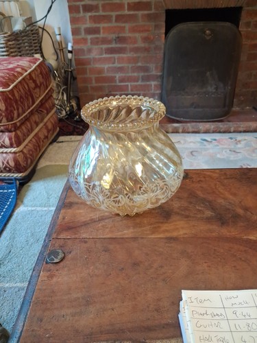 Lovely vintage pale amber - vintage,