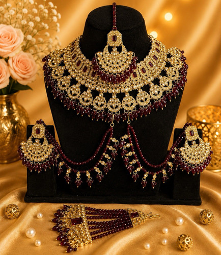 Gold tone maroon - gold,