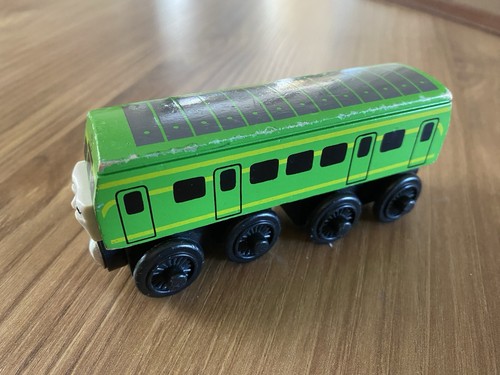 Wooden thomas train daisy - wooden,